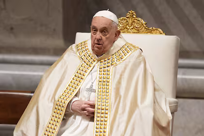 el-papa-francisco-fue-internado-este-viernes-14-ZSZ6RME3KVFAFOFHLIVJYY2TZQ