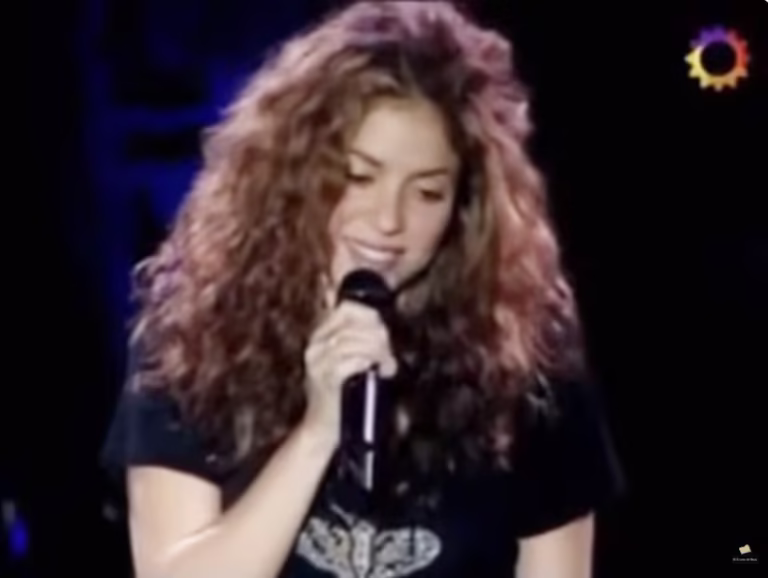 SHAKIRA